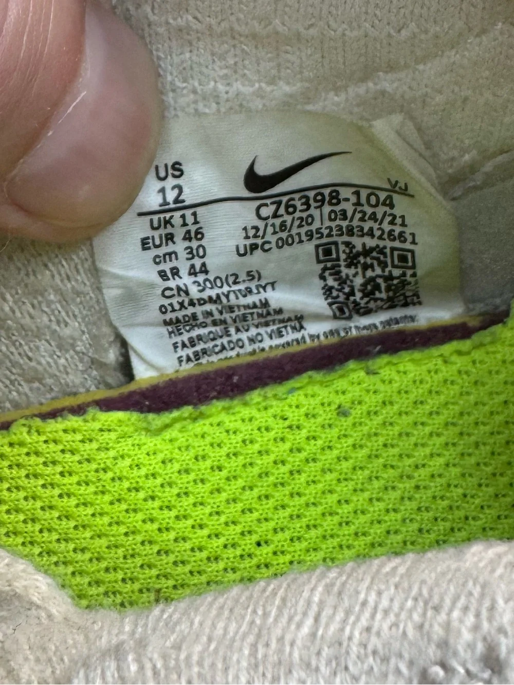 Nike breathable knit